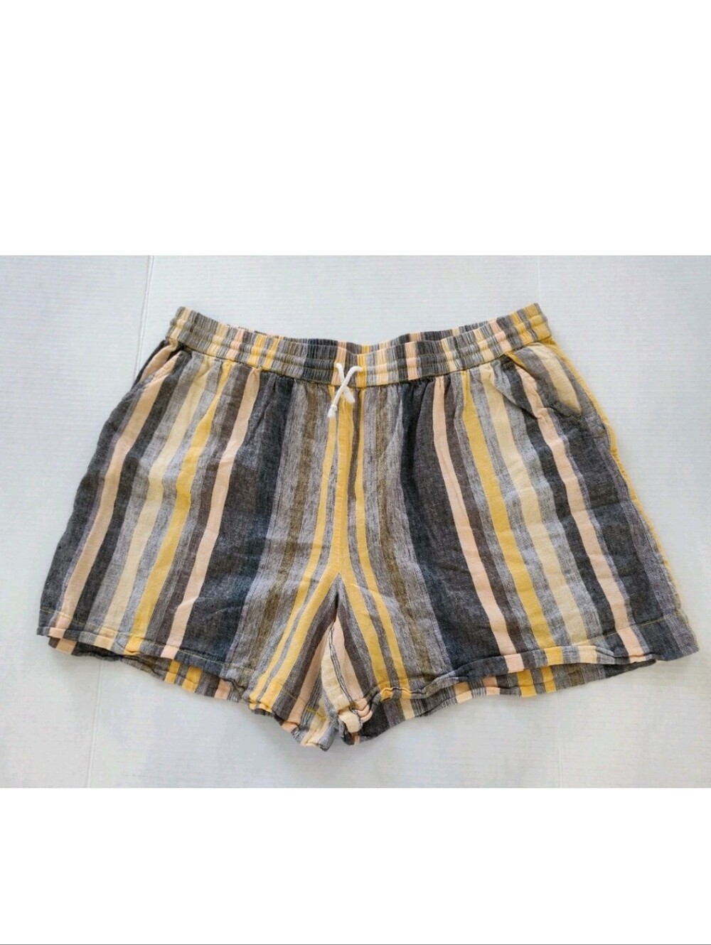 Beach Lunch Lounge Linen Blend Shorts Women's Size XL Yellow Gray Stripes